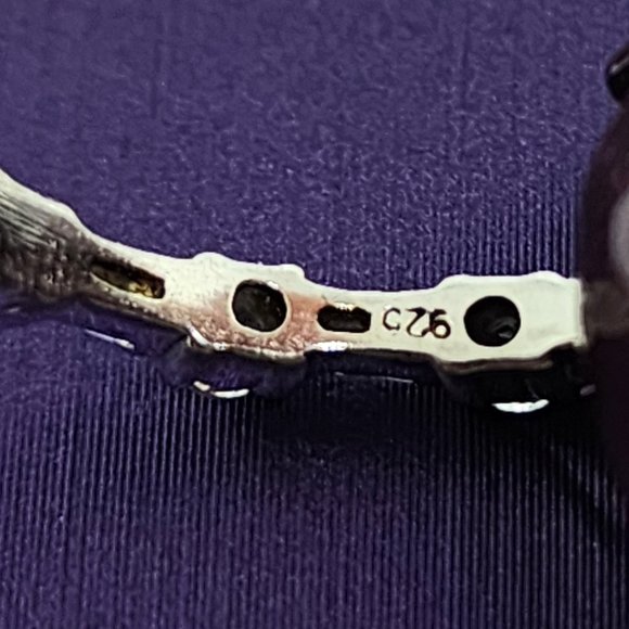 Round and Baguette Prong Set Stones Narrow Band Sterling Silver Ring SZ 7 - Picture 10 of 13